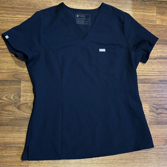 Navy SLIM One Pocket Fig Scrub Top- Large - Picture 2 of 4